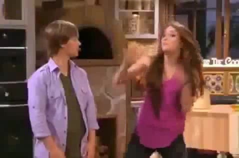 Hannah Montana Forever Full Show Opening 123