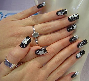 Imagine_unghii-false-artistice-studionails-in-3-unghii3 - unghii false