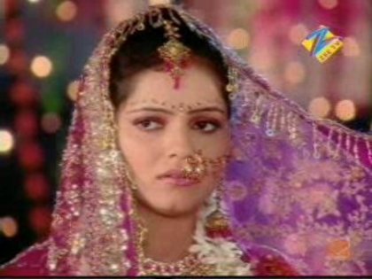 149868_125339794191648_100001468849001_159971_33995_n - choti bahu