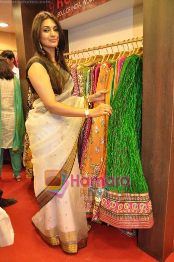 Divyanka Tripathi at Times Shagun exhibition in J W Marriott on 21st Jan 2011 (6) - divyanka tripathi 2011