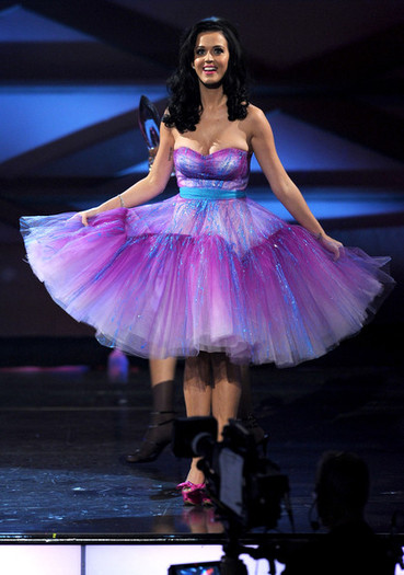 Katy+Perry+2011+People+Choice+Awards+Show+FaDKuUtNP4rl - 2011 People s Choice Awards - Show