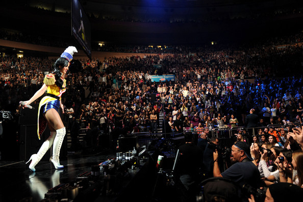 Katy+Perry+Z100+Jingle+Ball+2010+Presented+OzlD2Z5Di2tl