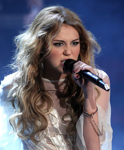 Miley+Cyrus+Wetten+Dass+Hanover+C5gl2ebBZRJl