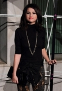 selena (8)