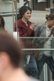 selena (14)