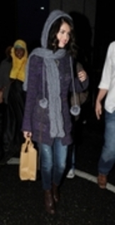 selena (34)