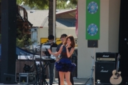 selena (43)