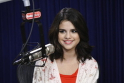 selena (162)
