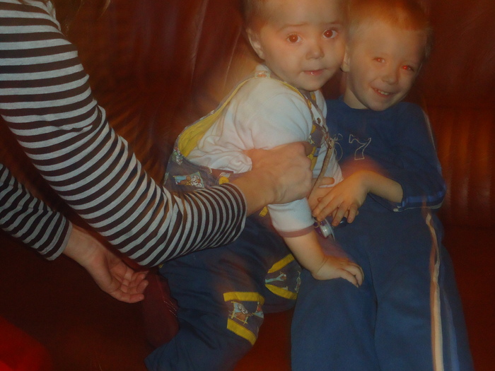 ingerasii mei; flavius nu vrea sai faca poze
