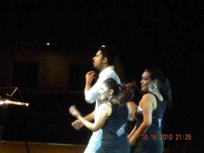 67585165609470123718100