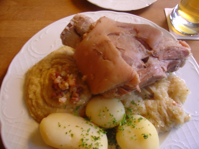 porc cu varza, fasole si cartofi - Berlin ianuarie 2011