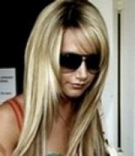 LLLYUJBMIOMVJMAIKCH - ASHLEY TISDALE