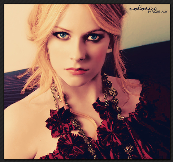 avril_lavigne_colorize_II_by_FlightAmy