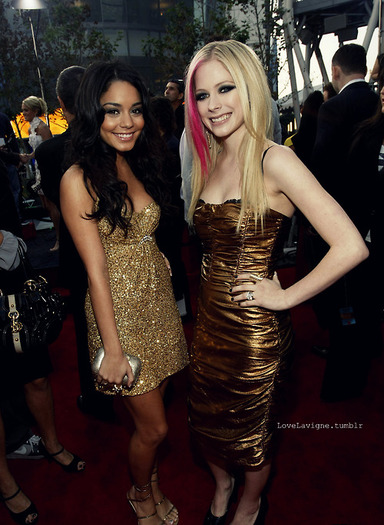 tumblr_l2irntF5AC1qbb3nzo1_500