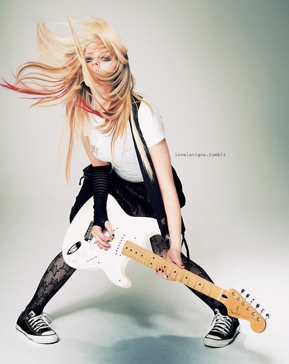 tumblr_lb563rAHme1qbb3nzo1_500