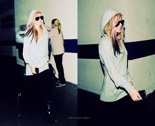 tumblr_lcc8dpTFat1qbb3nzo1_500