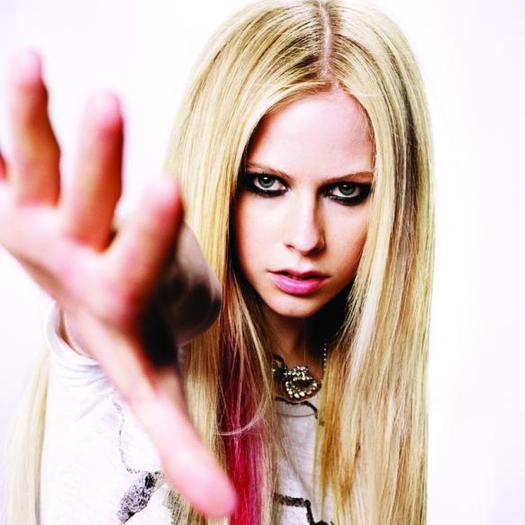 avrillavigne_bestdamnthing_albumphoto3 - The best damn thing - photo