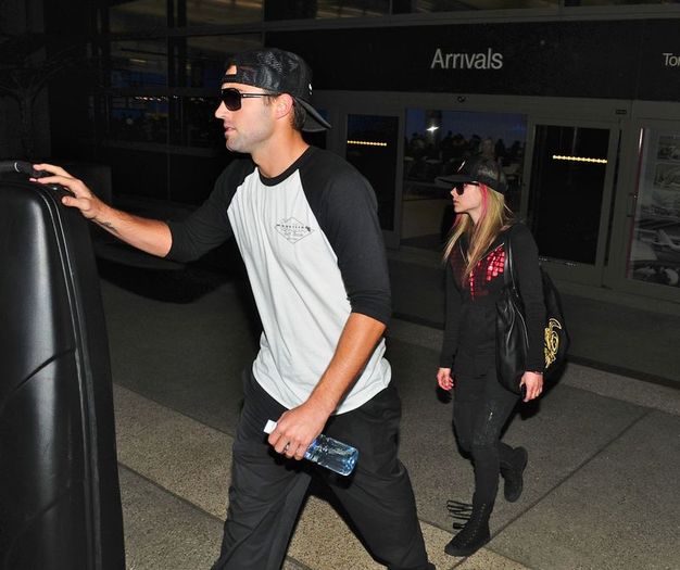 normal_07 - January 15 - At LAX with Brody Jenner