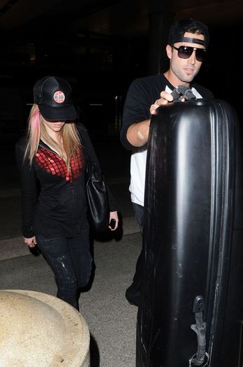 normal_31 - January 15 - At LAX with Brody Jenner