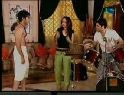 imagesCA0DLZCA - BINDI-Ranveer Rajvansh Kinshuk Mahajan