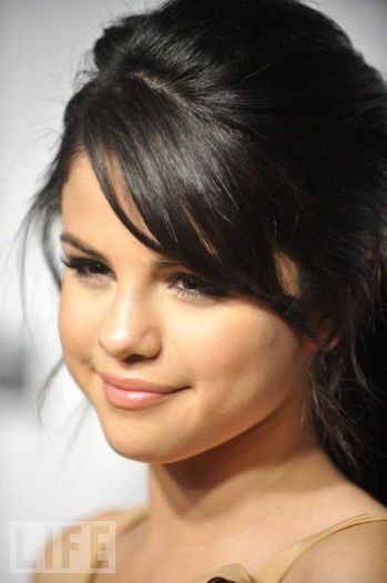 selenaaaaaaaaaaaaaaaa