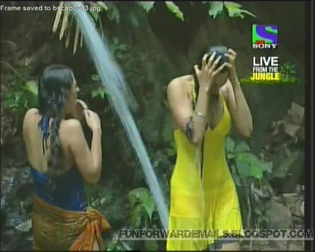 Shweta-Tiwari-Iss-Jungle-se-Mujh-16