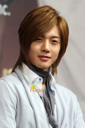20081224News0315 - Boys over flowers