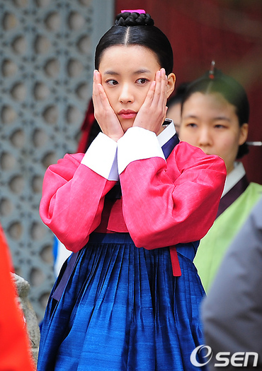 han2 - Han Hyo Joo