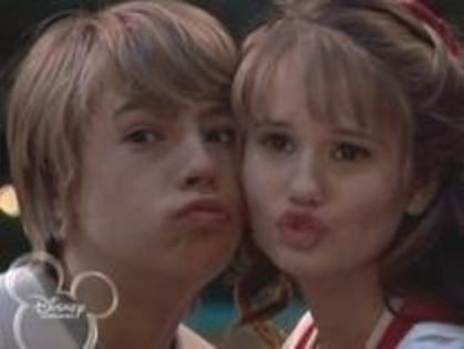 zack si cody croaziera pe mare (4)