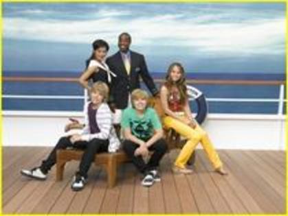 zack si cody croaziera pe mare (9) - zack si cody croaziera pe mare