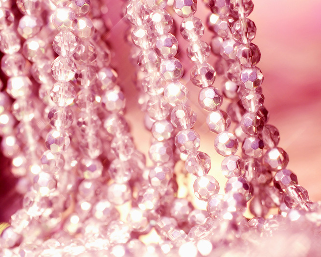 Crystal-Pink-Strand-1-1280x1024