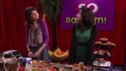 selena in sony with a change (60)
