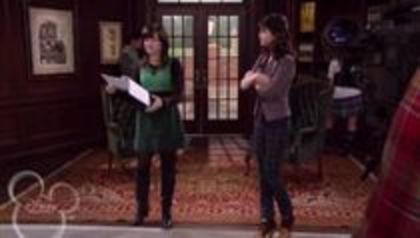 selena in sony with a change (93)