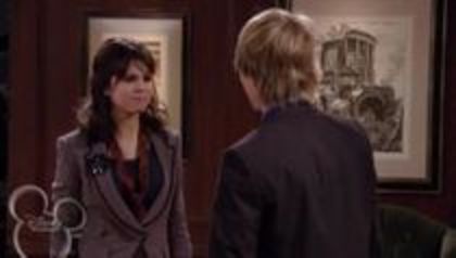 selena in sony with a change (131)