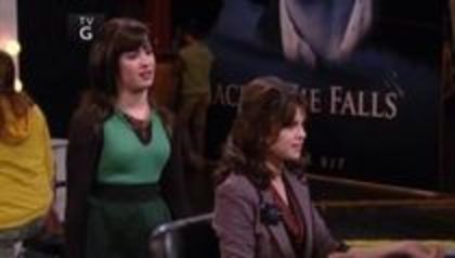 selena in sony with a change (133)