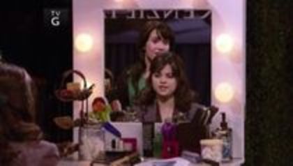 selena in sony with a change (137)