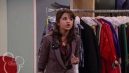 selena in sony with a change (209)