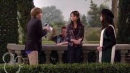 selena in sony with a change (258)