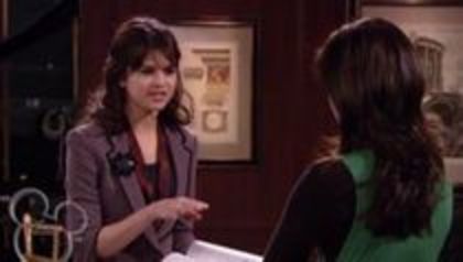 selena in sony with a change (88)