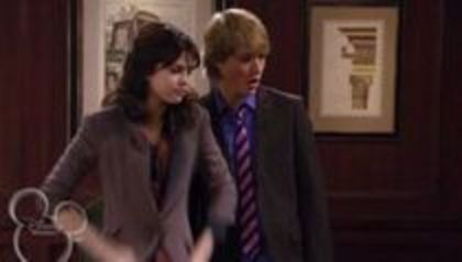 selena in sony with a change (127)