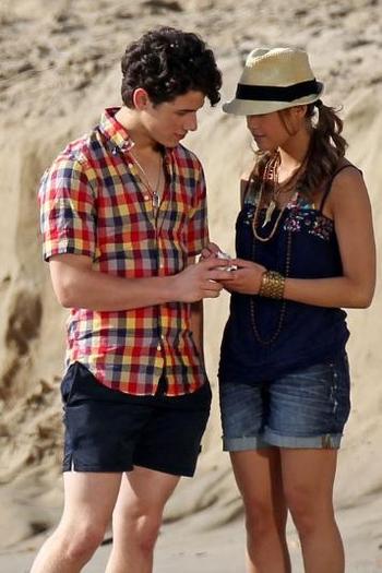 Nick & Nicole (1)