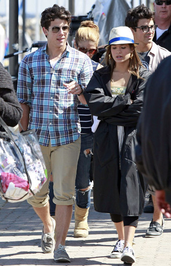 Nick & Nicole (25)