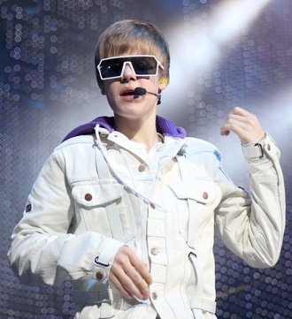  - 2011 - Justin Bieber to perform at 2011 Grammy Awards