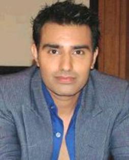 45785258 - Sanjeet Bedi