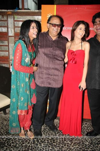 86526-alok-nath-sara-and-parul-at-bidai-serial-success-bash-at-marima - Parul Chauhan - Ragini Anmol Rajvansh