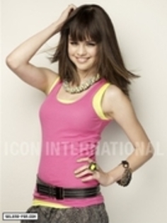 19778116_GZNKQCJSC - Fan Of Me