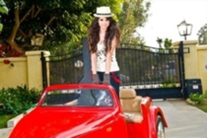 20547286_TKYWSMFJV - Part 2-Photo