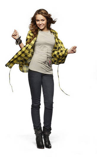 miley-cyrus-max-azria-clothing-5