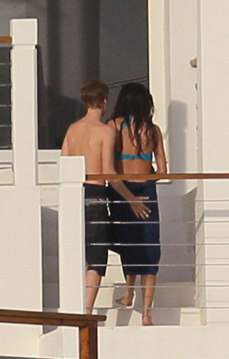 selena-gomez-si-justin-bieber-10 - Selena and Justin