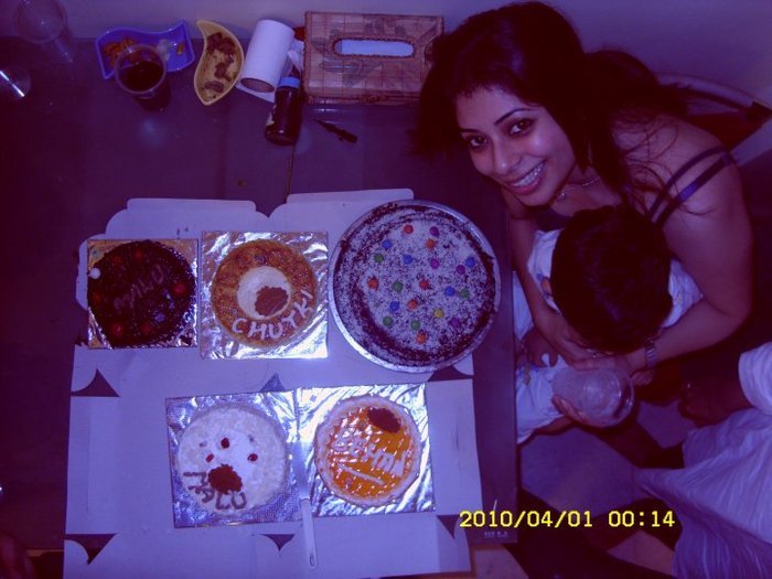 20357007_COOAHAJUJ - Malini Kapoor-Zeenat
